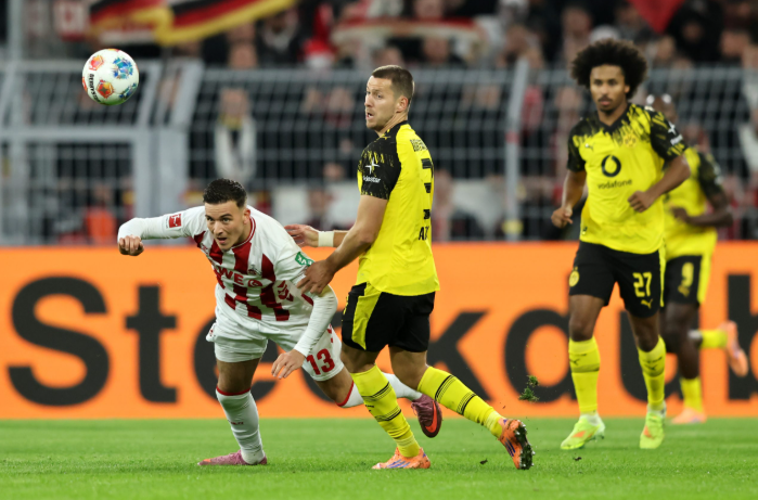 Dortmund vs FC Köln (23:30 – 25/10)
