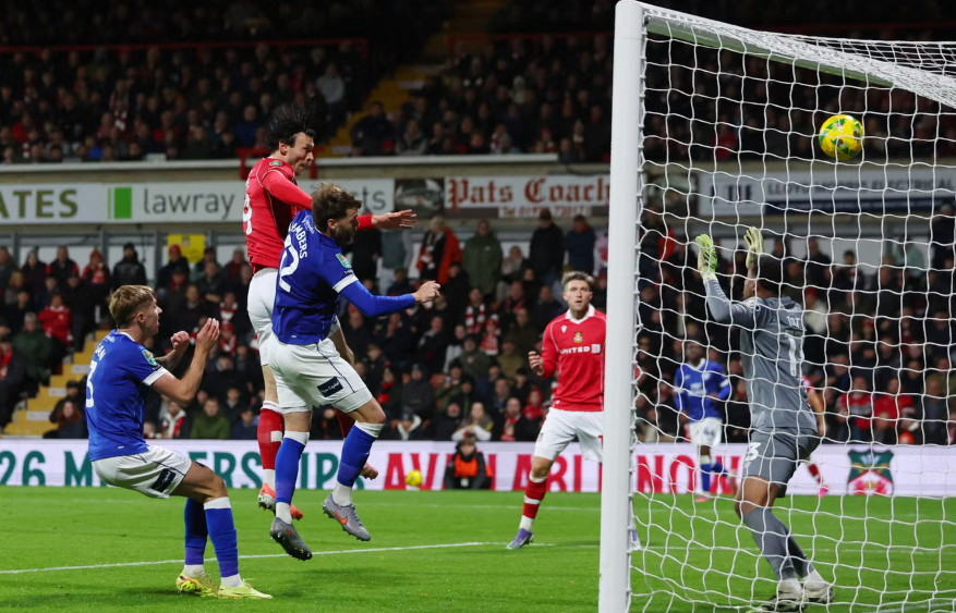 Wrexham vs Cardiff City (03:00 – 29/10)