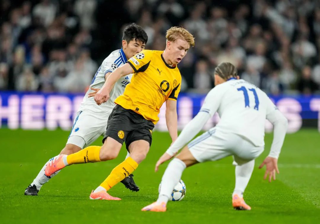 Copenhagen vs Dortmund (02:00 &#8211; 22/10)