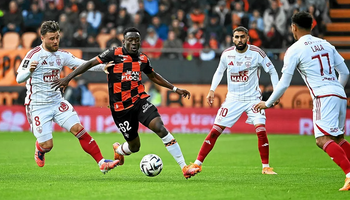 Lorient vs Brest (22:15 – 19/10) | Xem lại trận đấu